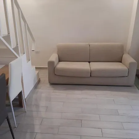 Casa Di Carmine 1 גלאטינה
